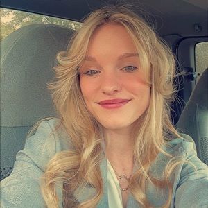 Meet your Posher, Ashlyn